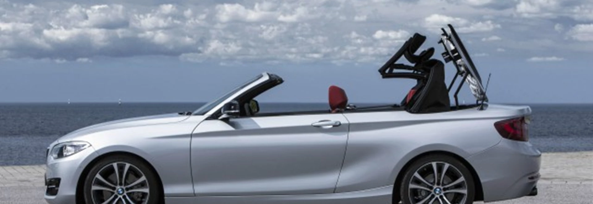 What different kinds of convertible roof exist?